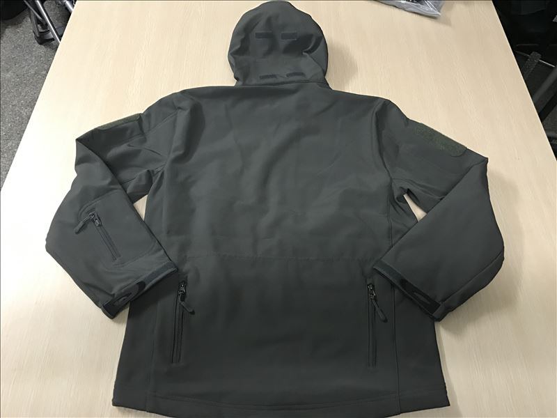 Vindtät Tactical Softshell-jacka