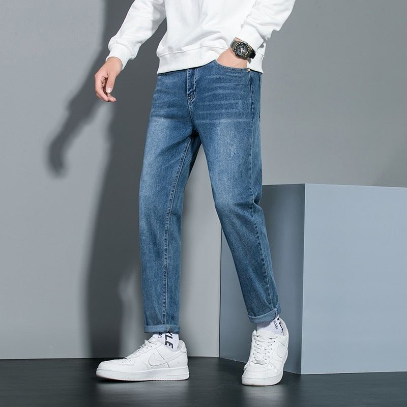 Broderi Slim Fit Low Rise Jeans