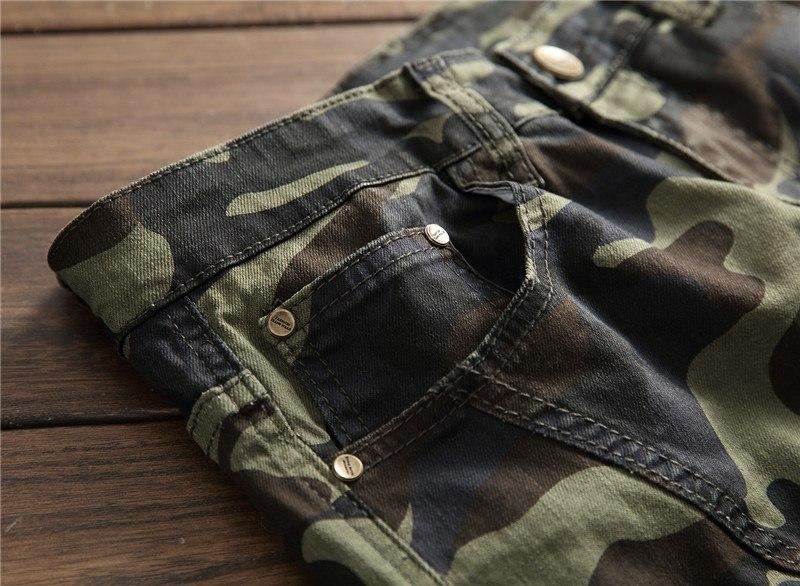 Camo Casual Jeans Med Flera Fickor