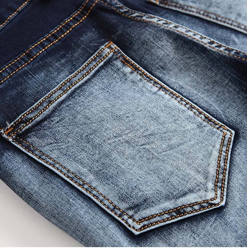 Plisserade Jeans I Stretchig Denim