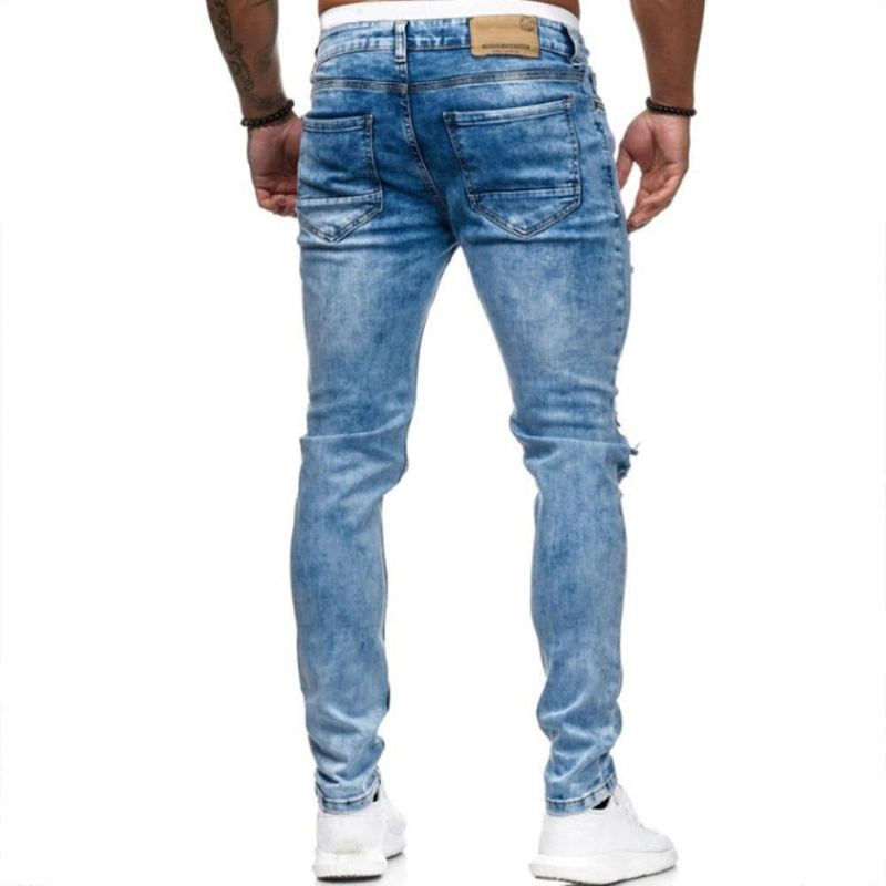 Rippade Jeans I Europeisk Amerikansk Stil