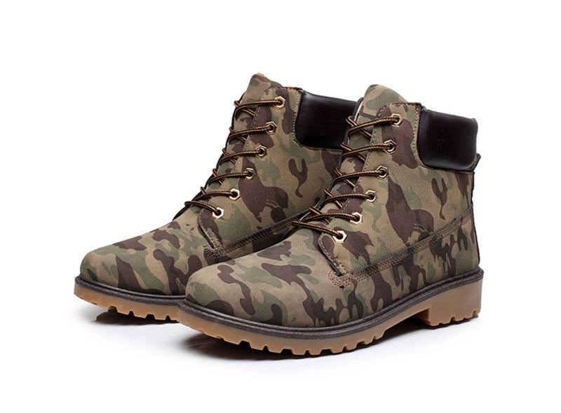 Trendiga Camo Boots