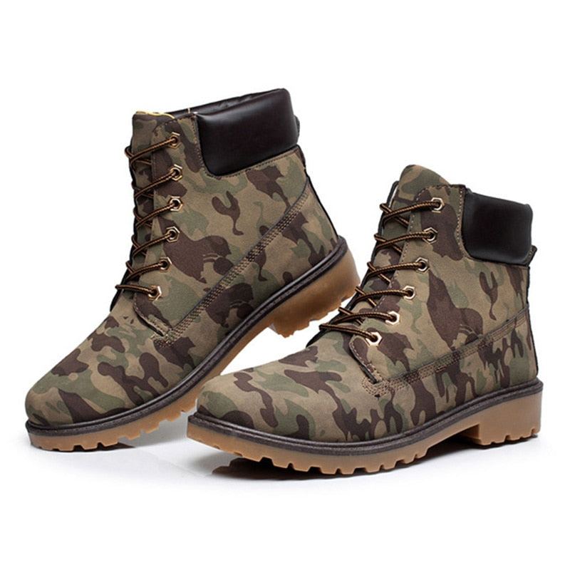 Trendiga Camo Boots