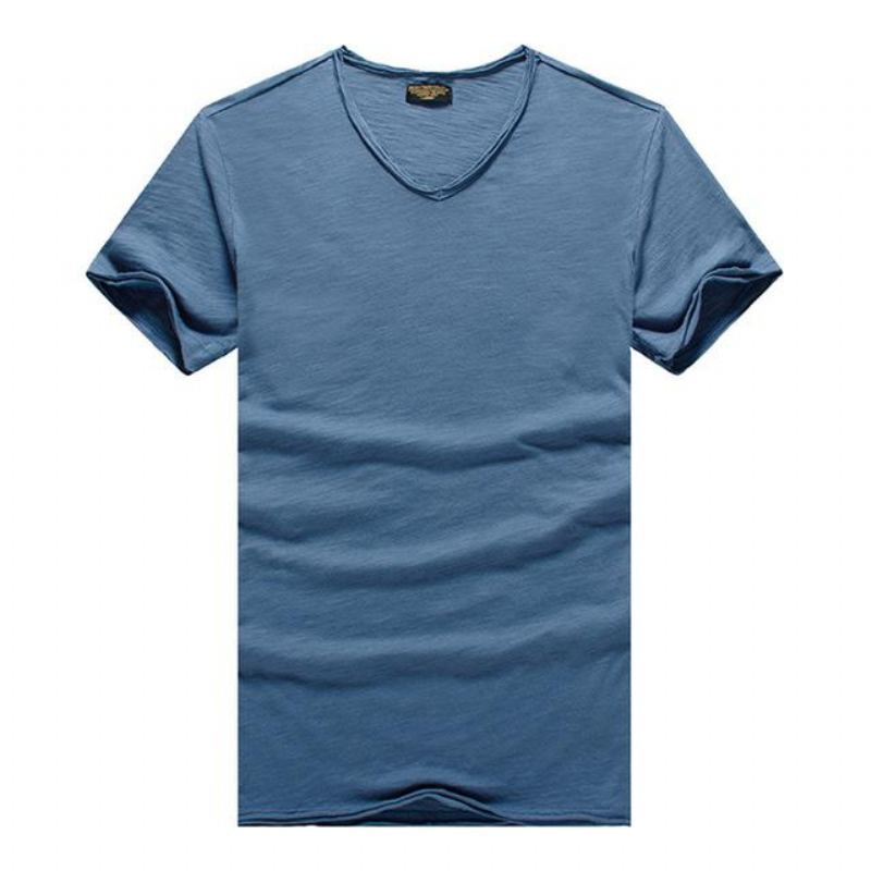 V-ringad Slim Fit T-shirt I Ren Bomull